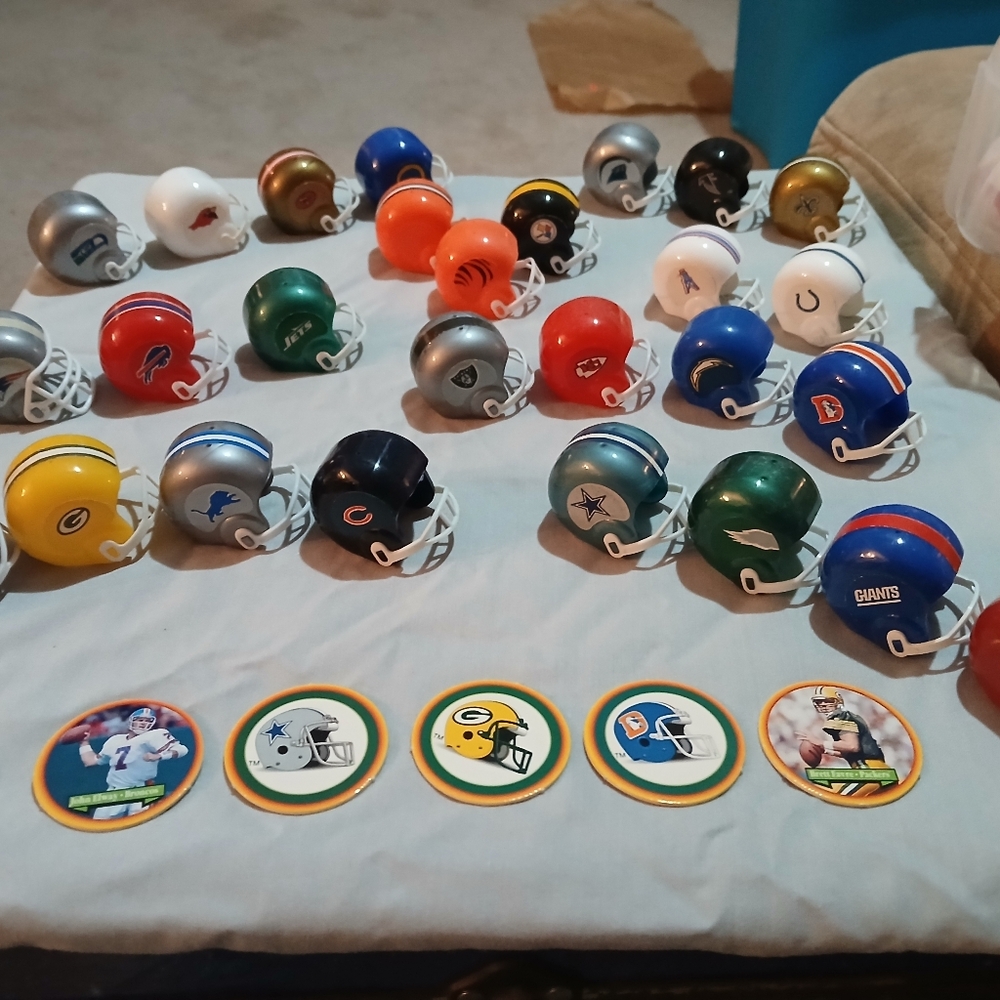 Vintage Collection~70s-80s NFL Mini Helmets